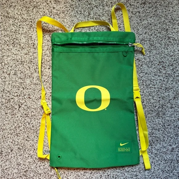 Nike Oregon Ducks Utility Training Gym Sack - Picture 2 of 6